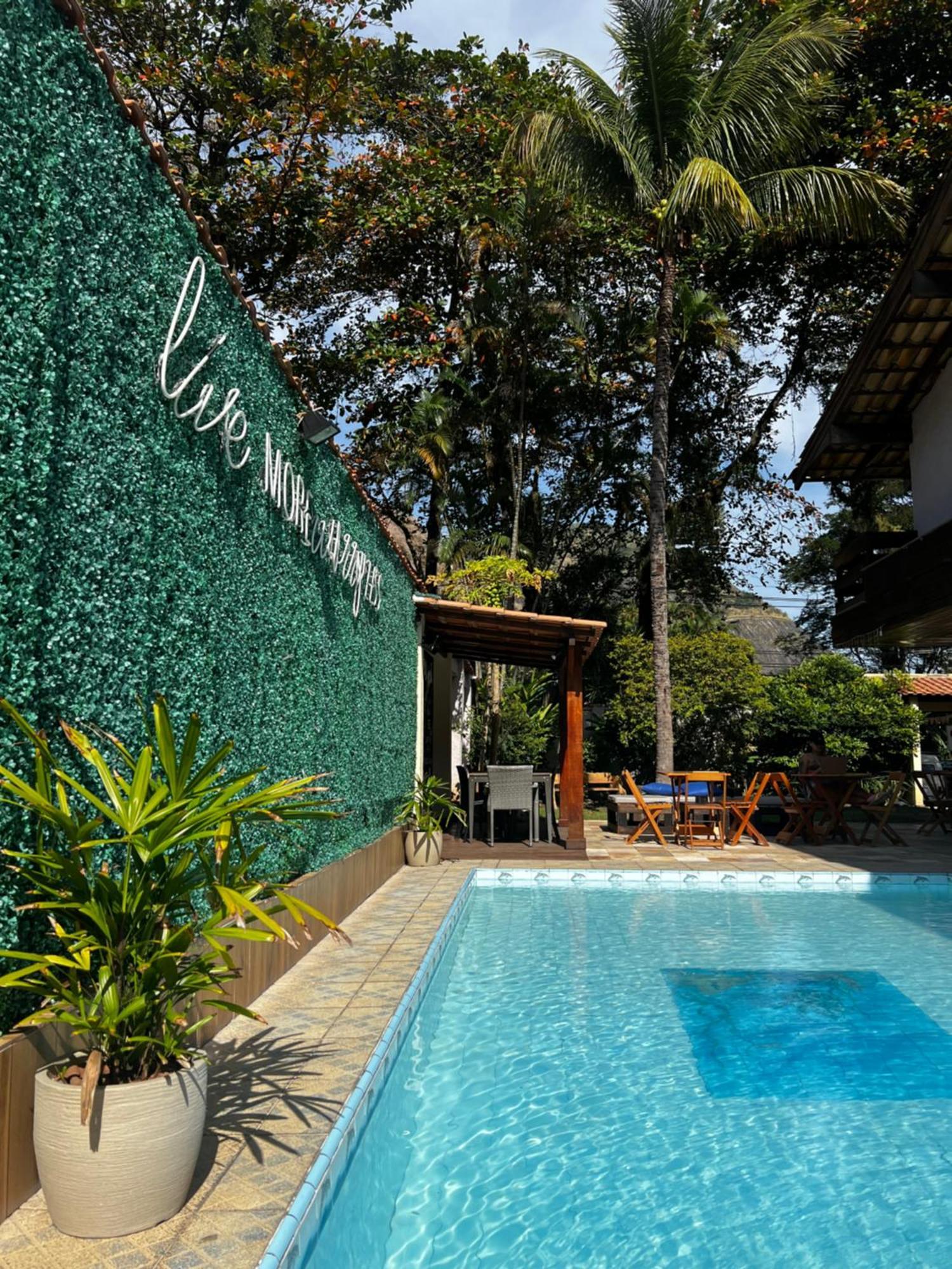 Hostal Casa More Rj *